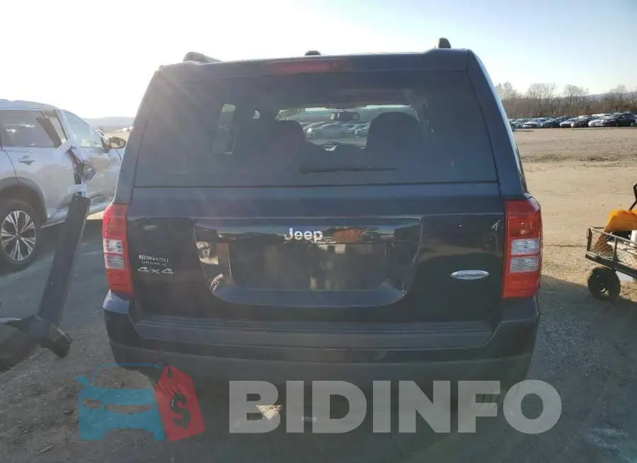 1C4NJRFB2ED846713 Photo# 6