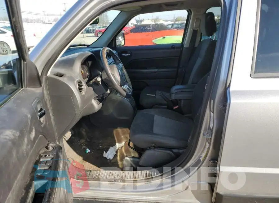 1C4NJRFB7ED748762 Photo# 7