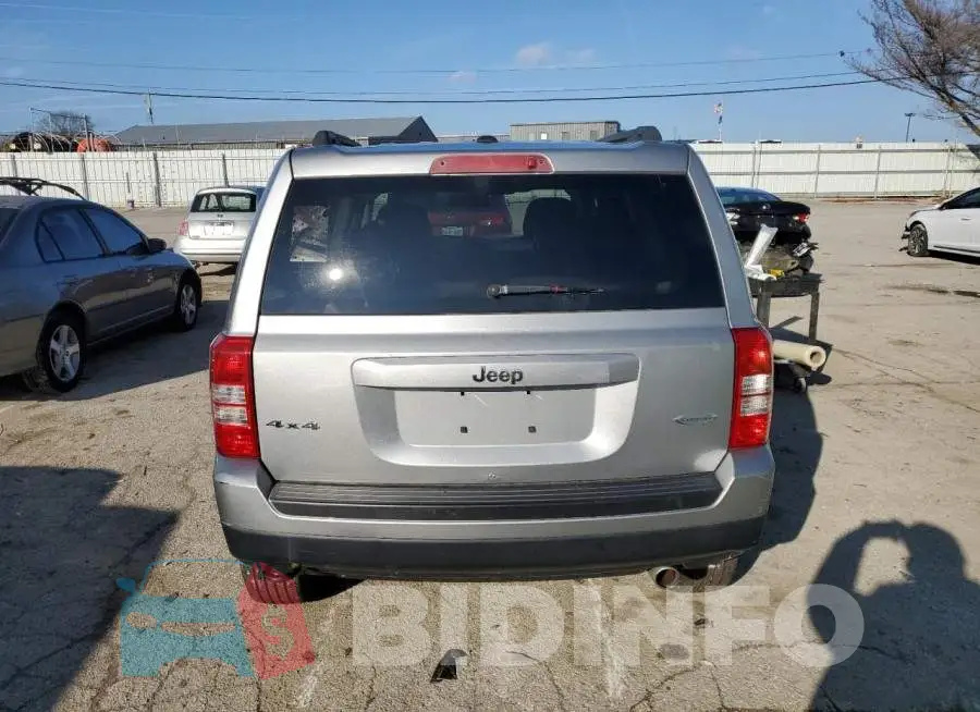 1C4NJRFB7ED748762 Photo# 6