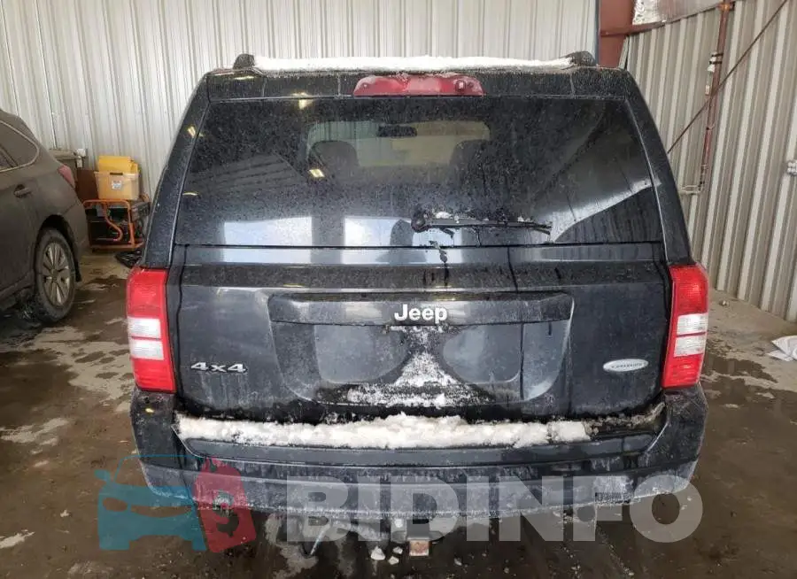 1C4NJRFB8ED822559 Photo# 6