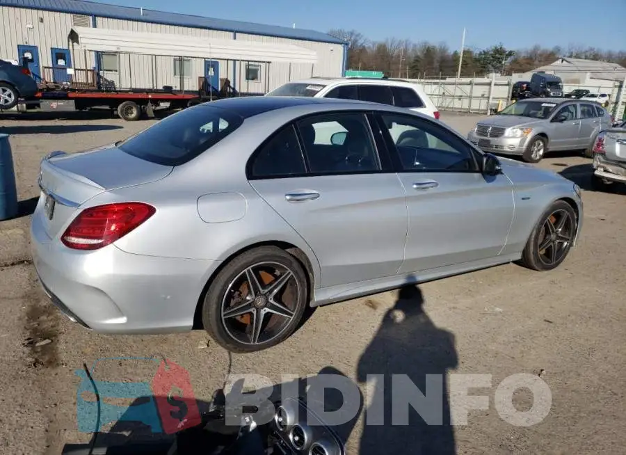 55SWF6EB6GU140697 Photo# 3