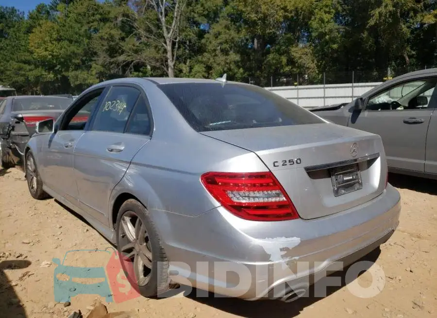 WDDGF4HB4DR295752 Photo# 3