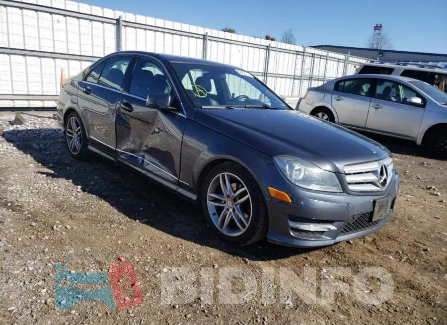 WDDGF4HB6DR262946 Photo# 1