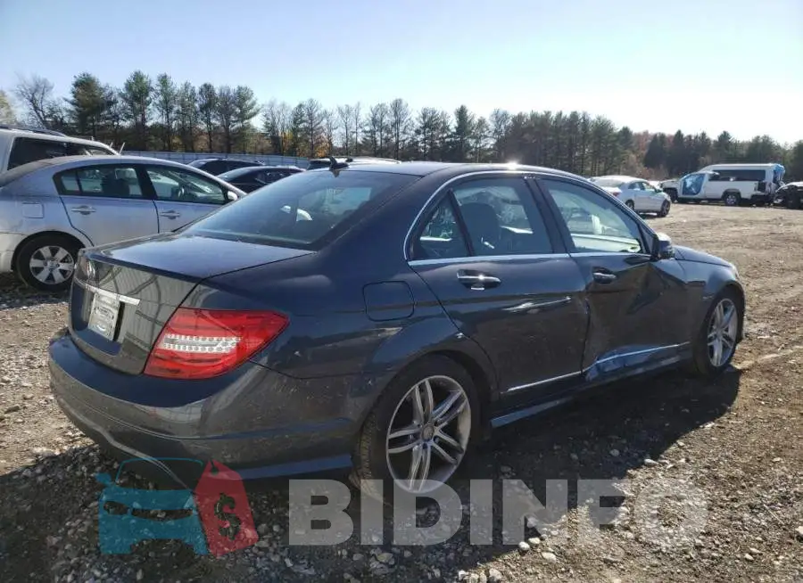 WDDGF4HB6DR262946 Photo# 4