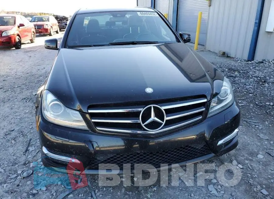 WDDGF8AB1DR249054 Photo# 5