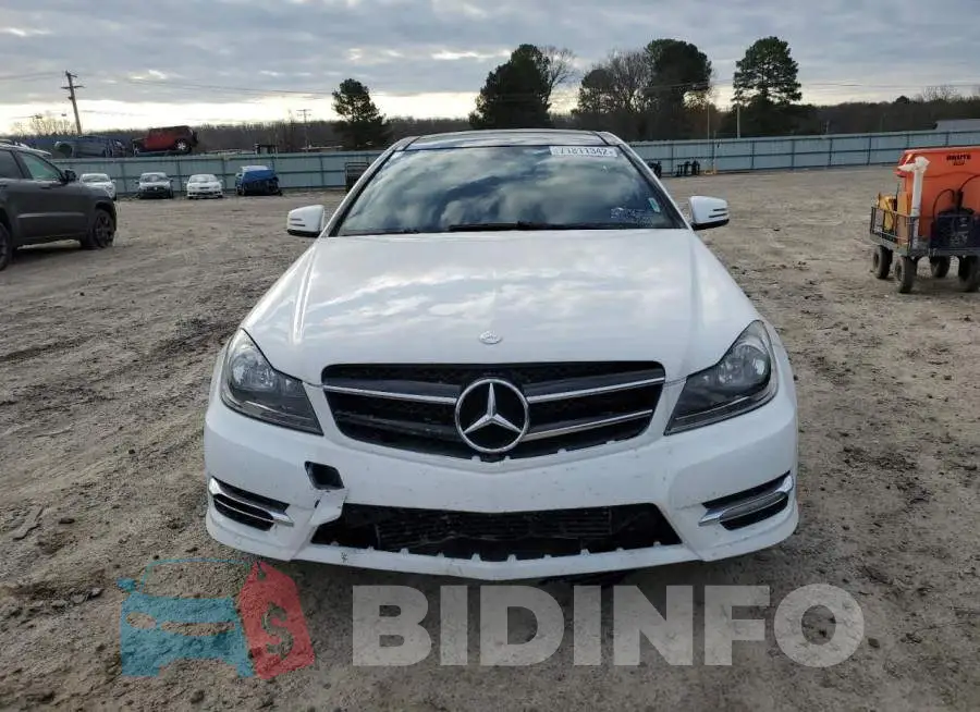 WDDGJ4HB8DF969613 Photo# 5