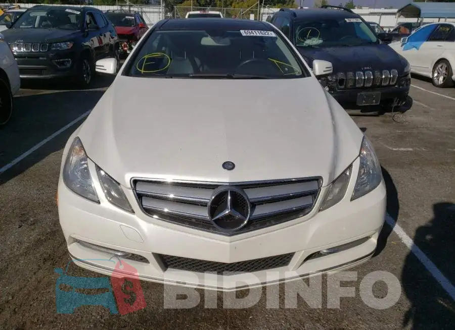 WDDKJ5KB2DF188983 Photo# 5