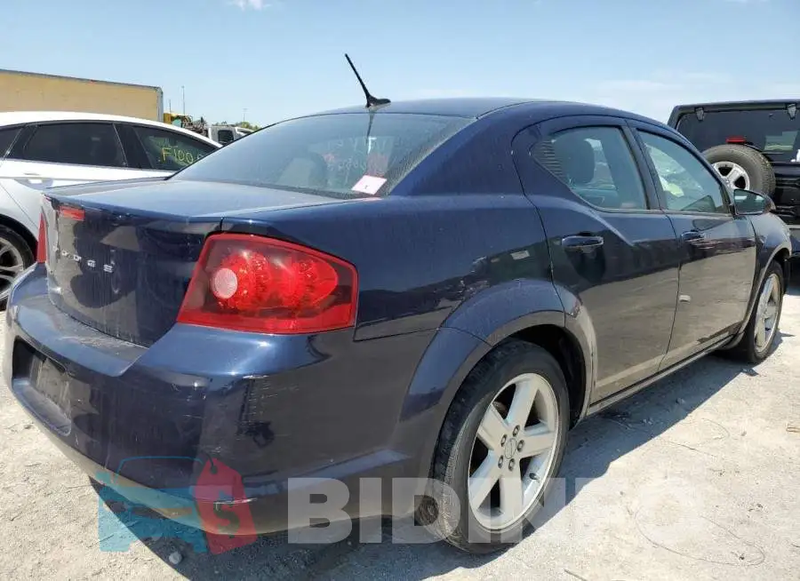 1C3CDZAB5DN707873 Photo# 4