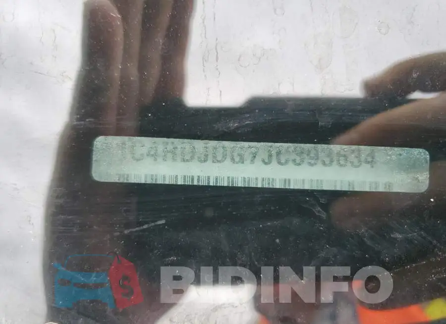 1C4RDJDG7JC393634 Photo# 12