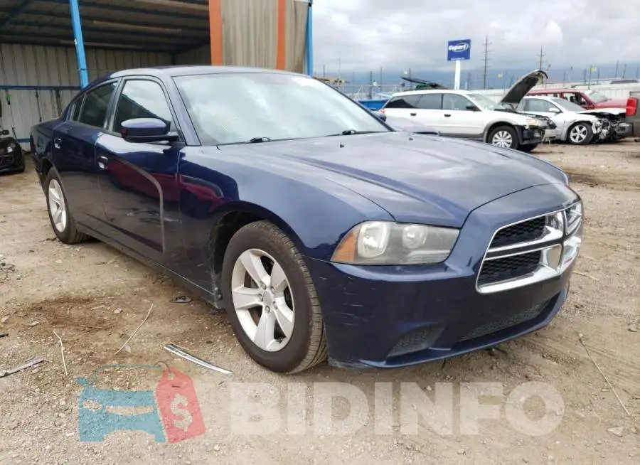 2C3CDXBGXDH720318 Photo# 1