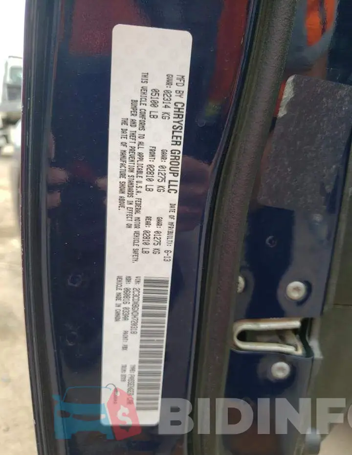 2C3CDXBGXDH720318 Photo# 10
