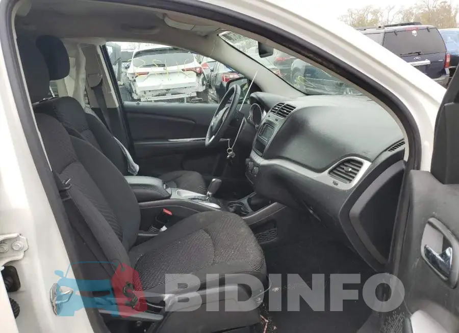 3C4PDCAB3GT104774 Photo# 5