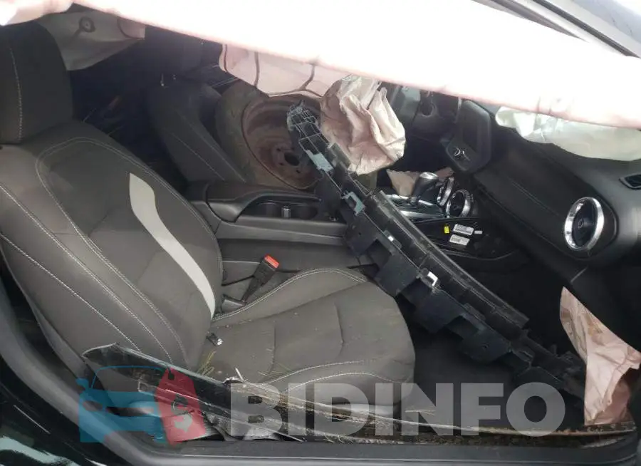 1G1FB1RS7J0121813 Photo# 5