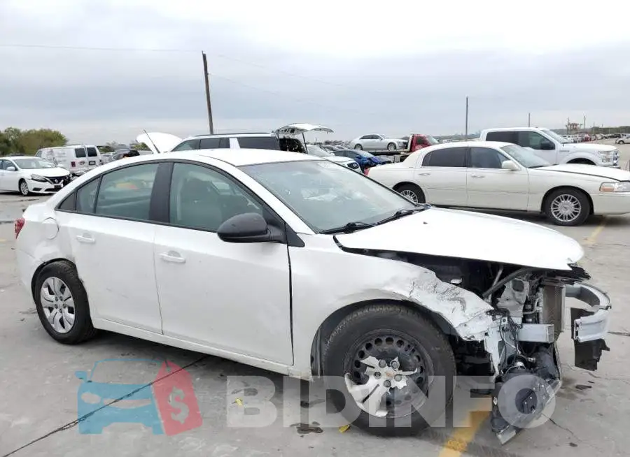 1G1PA5SH8E7442690 Photo# 4