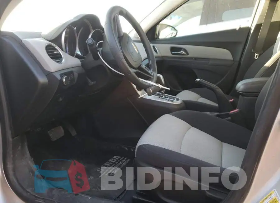 1G1PC5SH4G7142934 Photo# 7