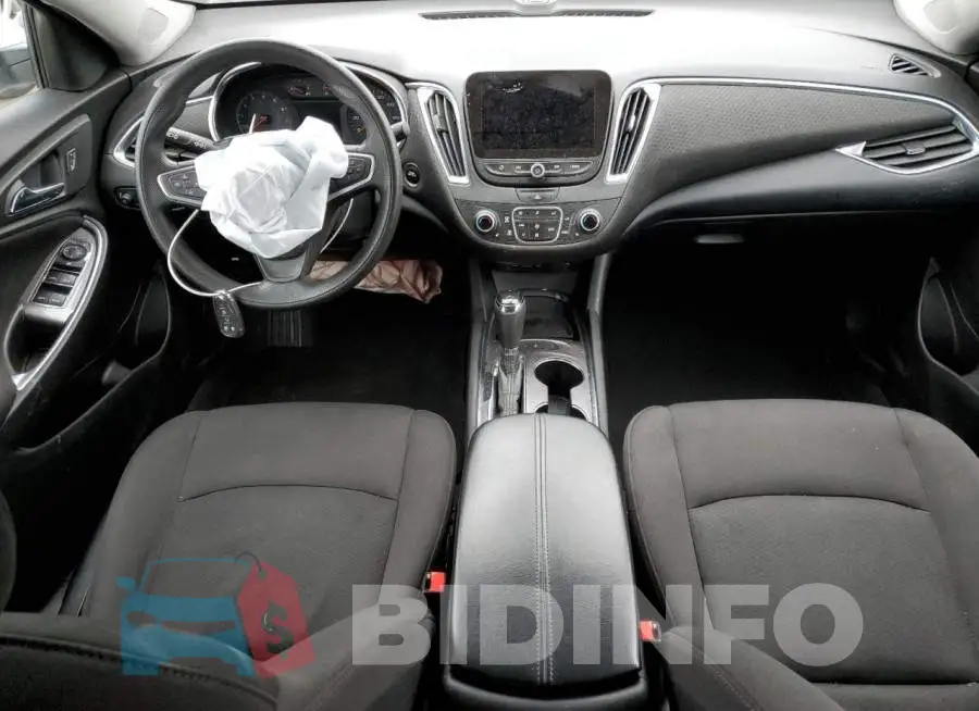 1G1ZD5ST0KF162932 Photo# 8