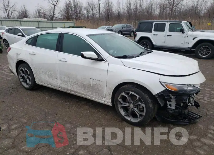 1G1ZD5ST9LF102892 Photo# 4