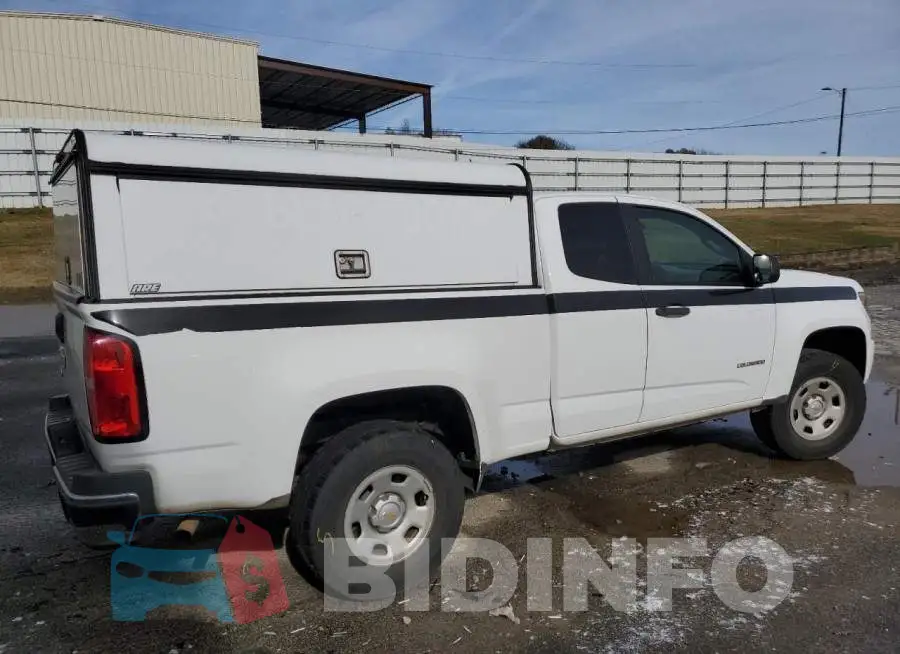 1GCHSAEA3F1264448 Photo# 3