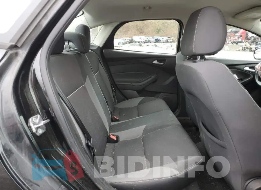 1FADP3F2XEL405706 Photo# 10