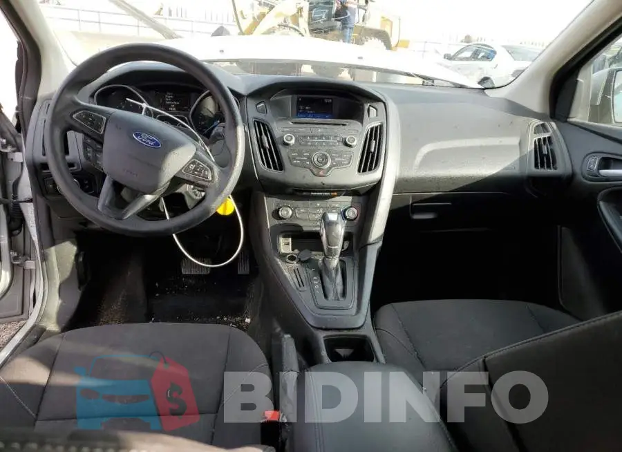 1FADP3K20GL310841 Photo# 8