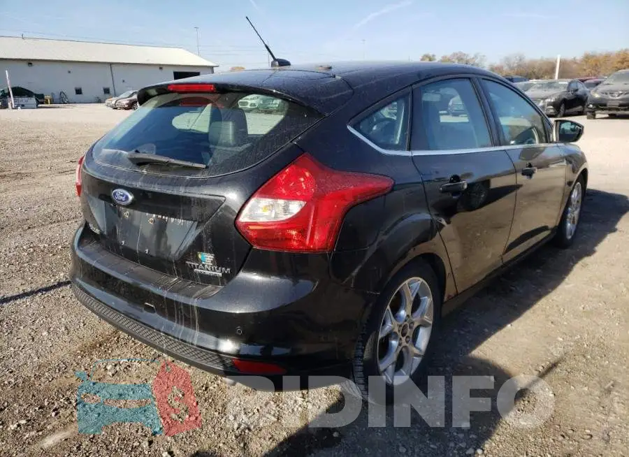 1FADP3N2XEL196985 Photo# 4