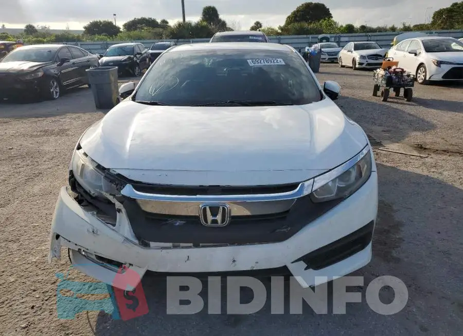 19XFC2F54HE017726 Photo# 5
