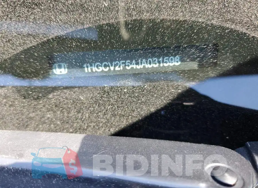 1HGCV2F54JA031598 Photo# 10