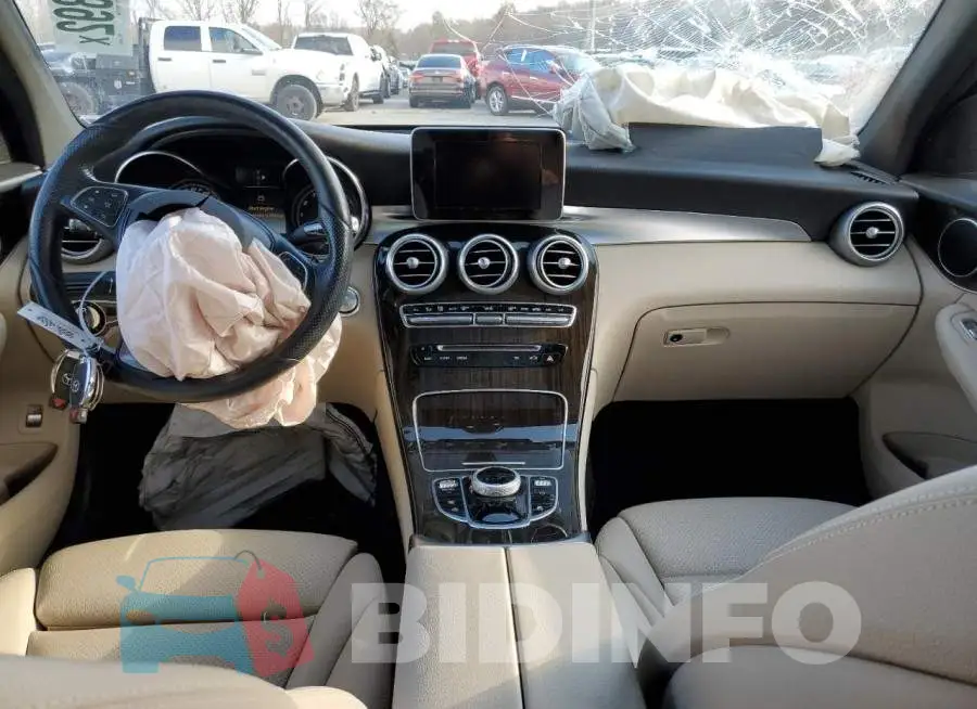 WDC0G4KB6HF166222 Photo# 8