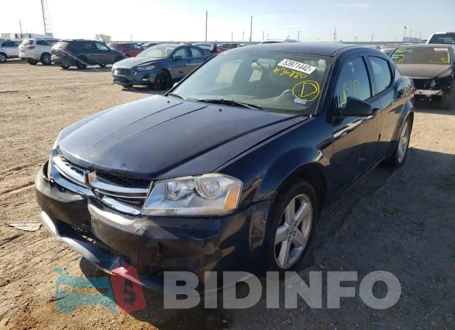 1C3CDZAB8DN636880 Photo# 2