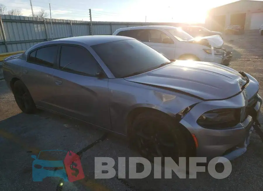 2C3CDXHG4FH852498 Photo# 4