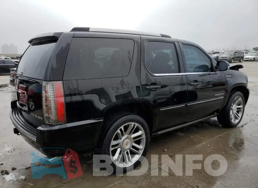 1GYS3CEF8DR108666 Photo# 3