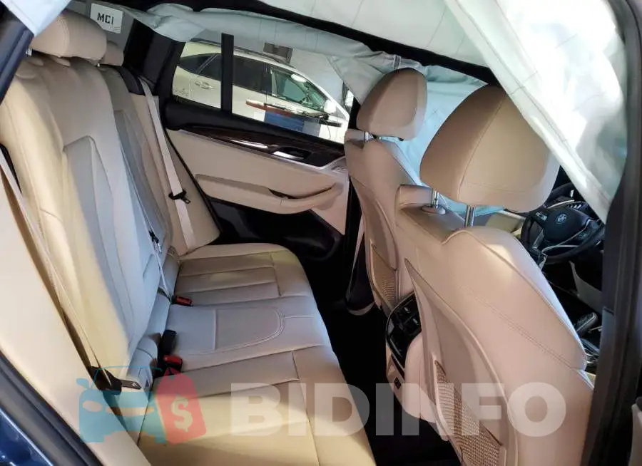 5UXTY5C02M9E41551 Photo# 11