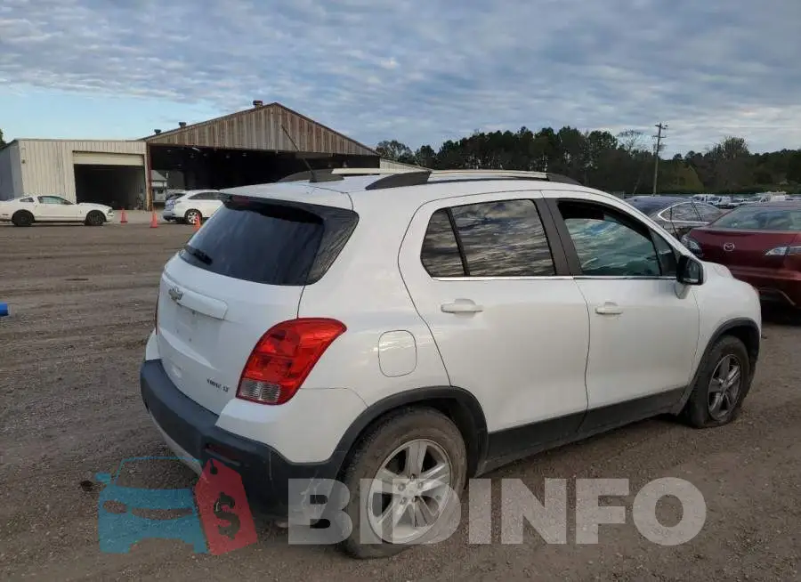 KL7CJLSB3FB216848 Photo# 3