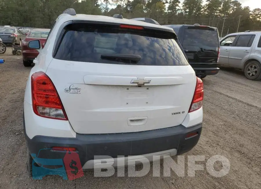 KL7CJLSB3FB216848 Photo# 6