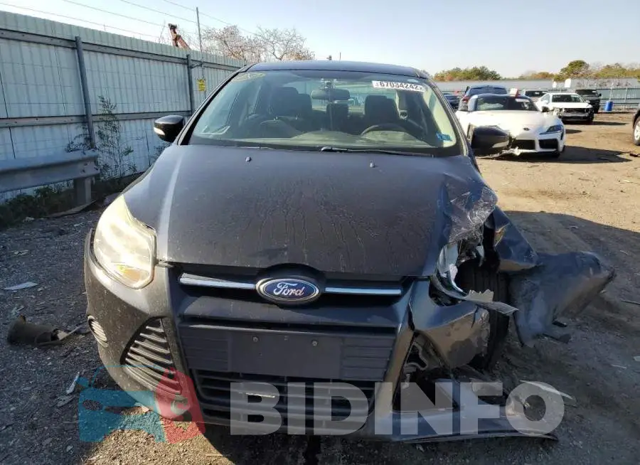 1FADP3F27EL125581 Photo# 5