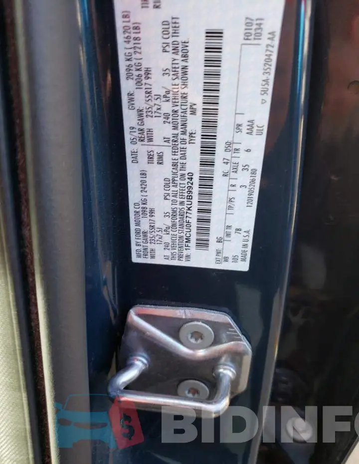 1FMCU0F77KUB99240 Photo# 10