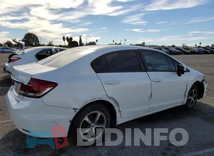 19XFB2F79FE273832 Photo# 3