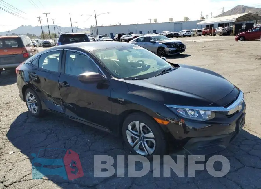 19XFC2F57JE208059 Photo# 4