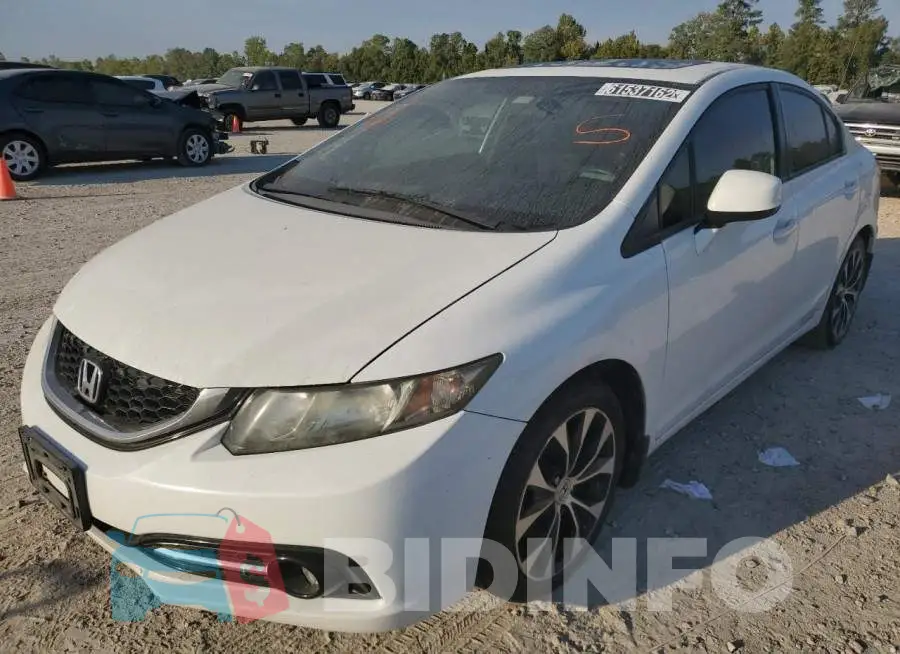 2HGFB6E5XDH707816 Photo# 2