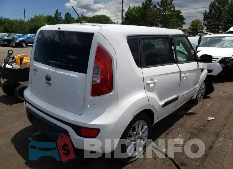 KNDJT2A62D7507795 Photo# 4