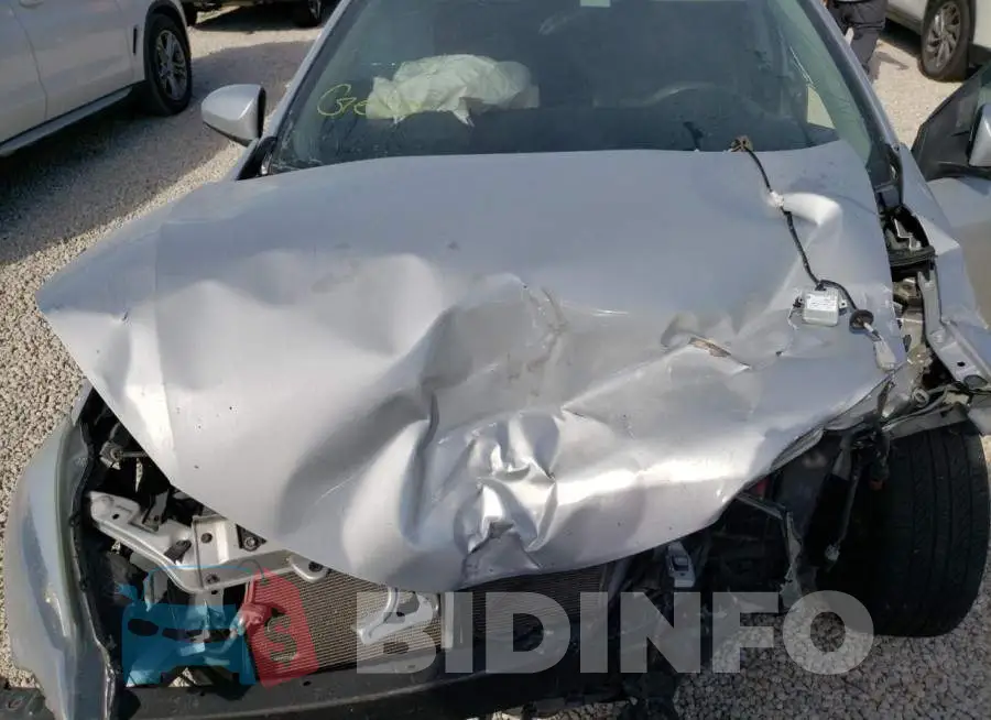 2T1BURHE1FC462017 Photo# 7