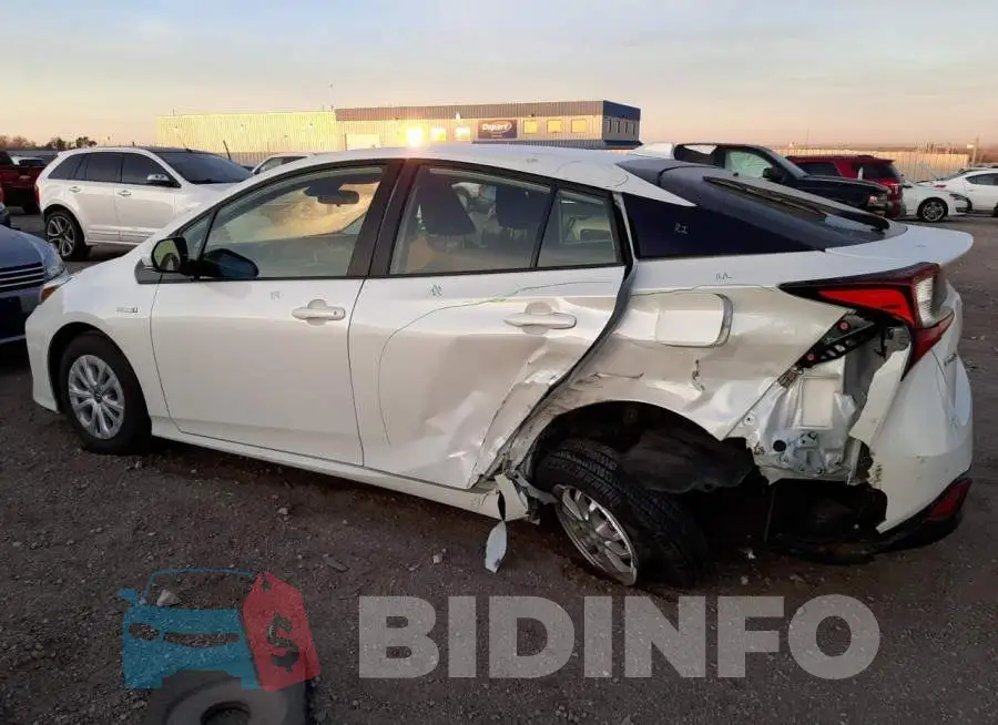JTDKARFU1L3112572 Photo# 2