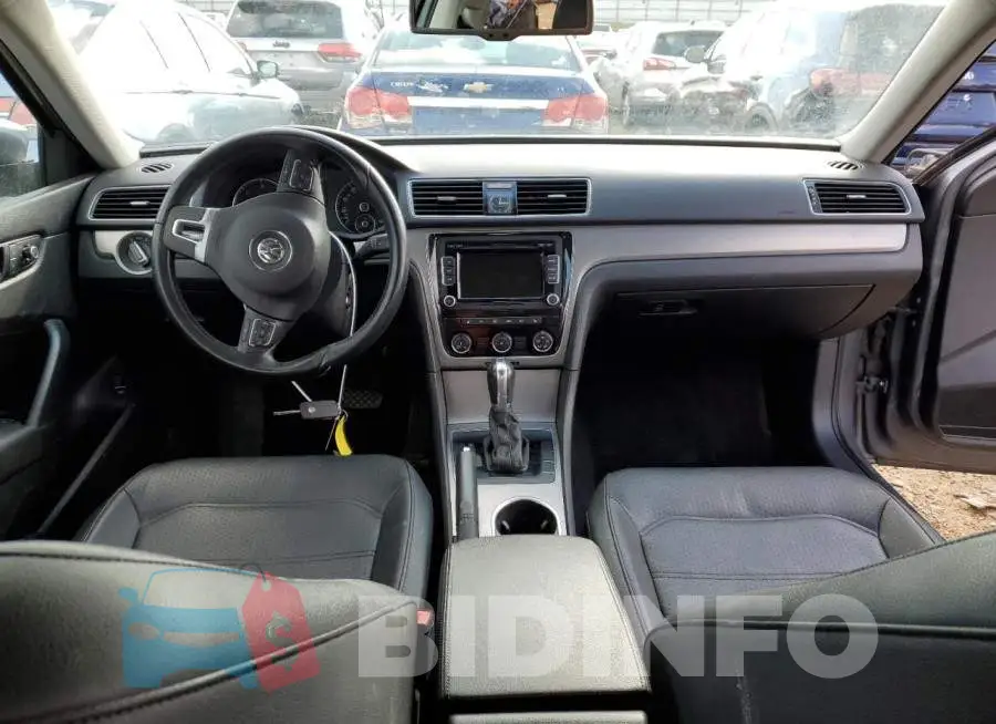 1VWBN7A34EC069692 Photo# 8