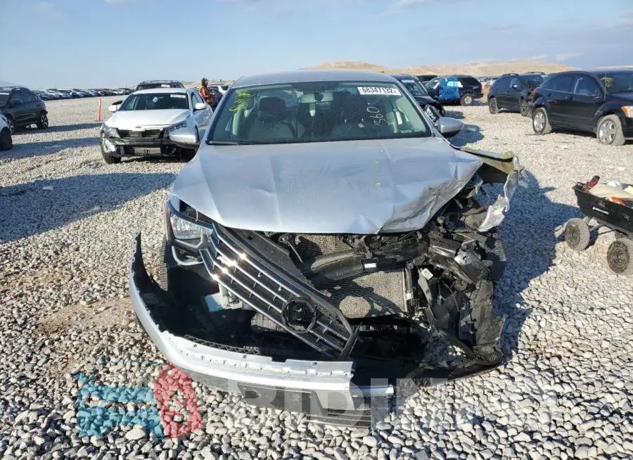 1VWDT7A37HC057975 Photo# 5