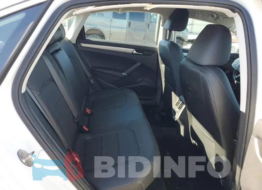 1VWSA7A36NC006993 Photo# 10