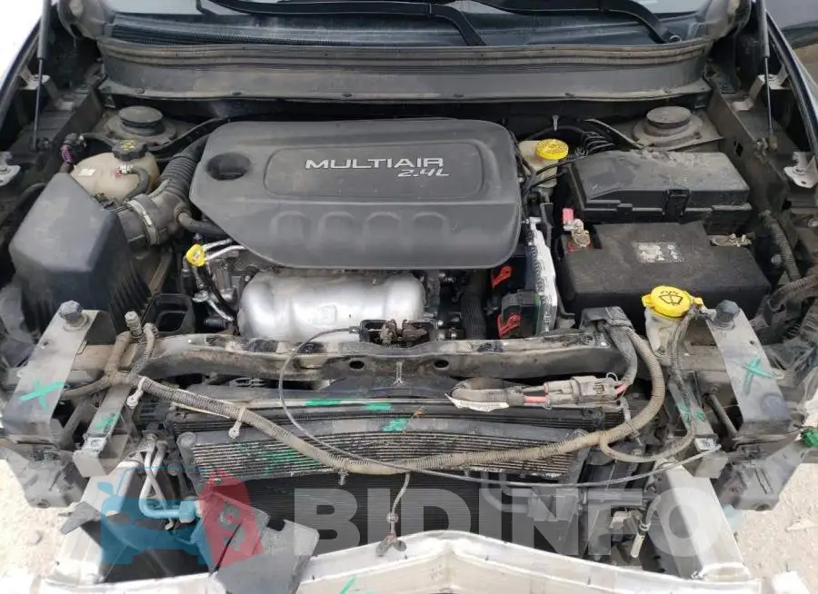 1C4PJLCB6FW781526 Photo# 12