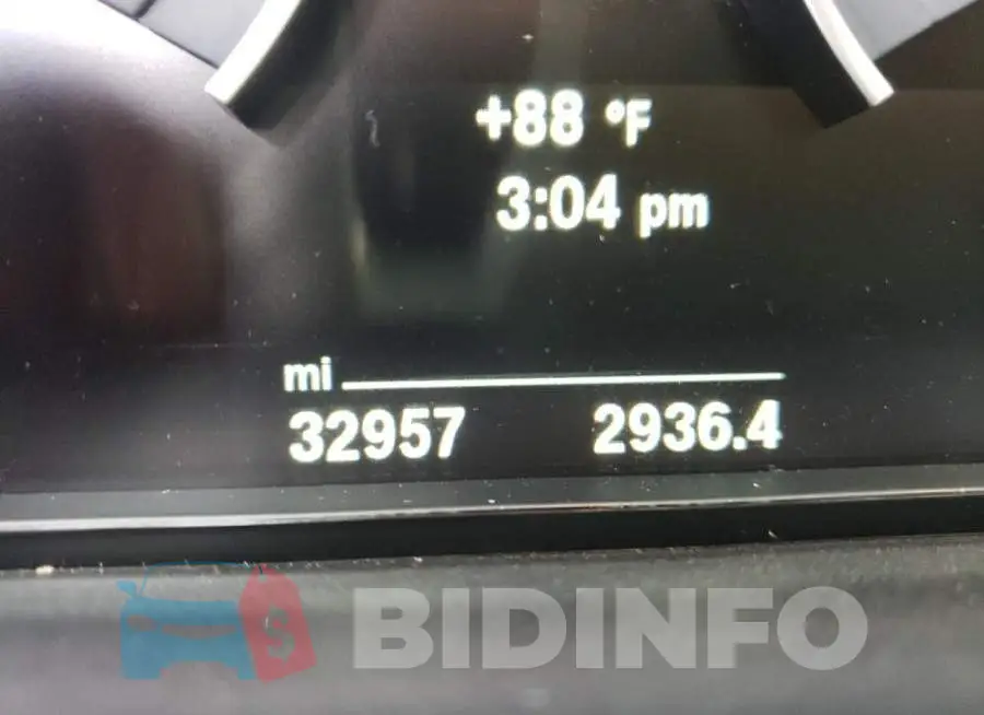 WBS8M9C53J5J79666 Photo# 8