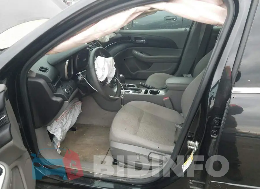 1G11B5SL3EF161863 Photo# 7