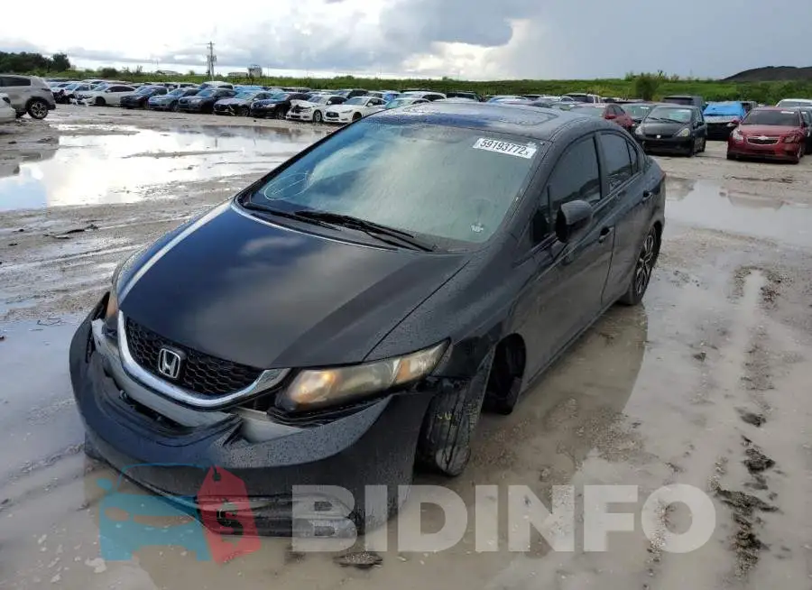 19XFB2F82EE056467 Photo# 2