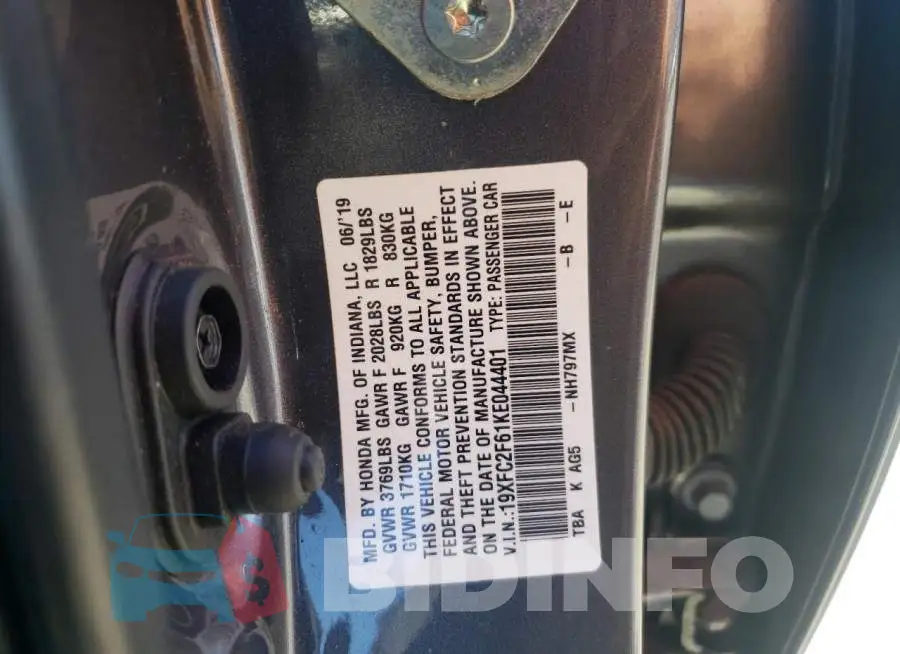 19XFC2F61KE044401 Photo# 12